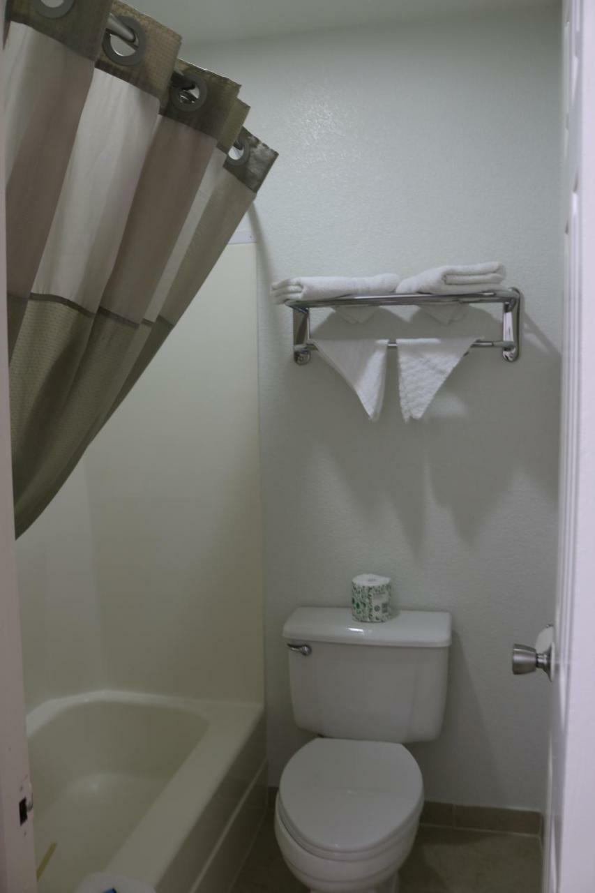 Heritage Inn & Suites El Dorado Экстерьер фото