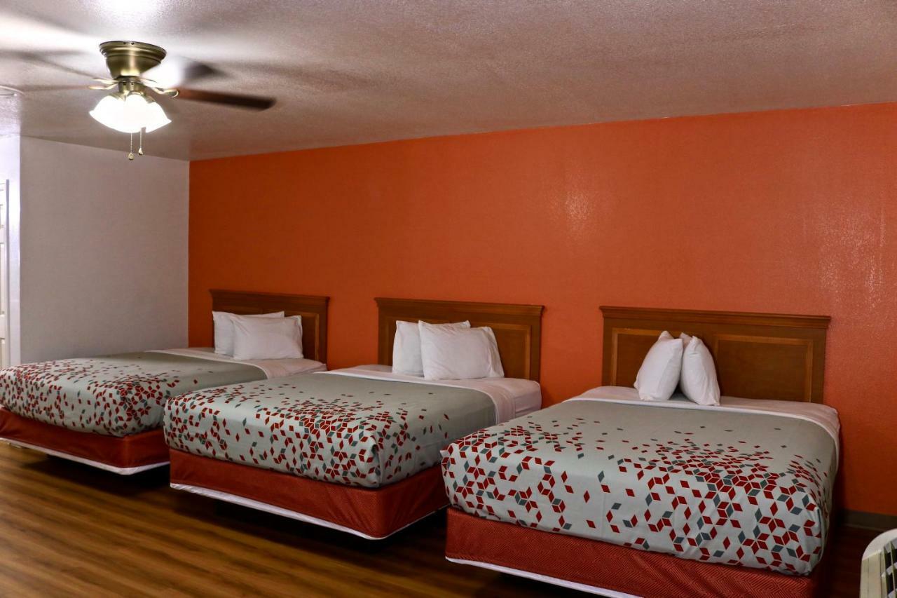 Heritage Inn & Suites El Dorado Экстерьер фото